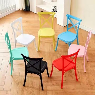 Mua Đặt chồng ghế nhựa trẻ em nhỏ Đen Đỏ Trẻ em ghế nhựa trẻ em sản xuất trực tuyến