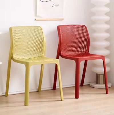 Mua Nhà hàng ghế ăn xếp chồng với và OEM Màu sắc ở mức giá phải chăng sản xuất trực tuyến