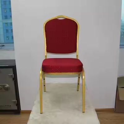 Mua Ghế tiệc cưới khách sạn xếp chồng bằng kim loại vàng thanh lịch với đệm vải đỏ cho tiệc cưới sản xuất trực tuyến