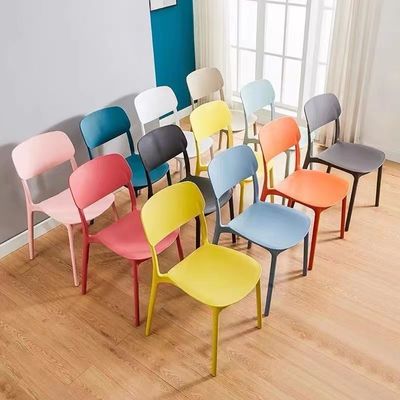 Đồ nội thất ăn uống khách sạn ghế xếp chồng màu sắc tùy chỉnh thiết kế Bắc Âu cho phòng ăn hiện đại