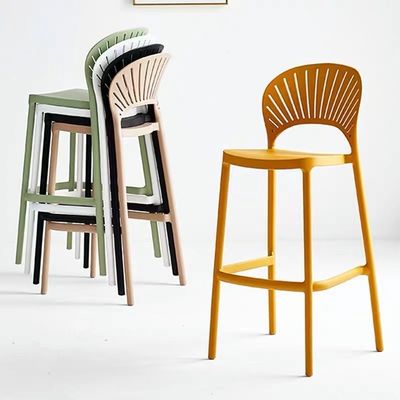 OEM ODM Molded Plastic Counter Stool Da cam Đen Plastic Bar Stools